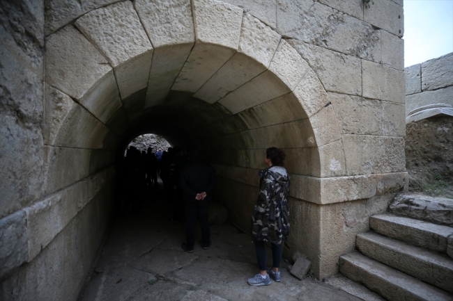 "Batı Karadeniz'in Efes"i arkeologları heyecanlandırıyor